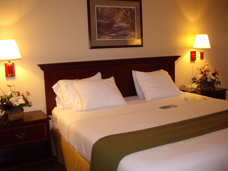 Clarion Inn - Dunn, NC