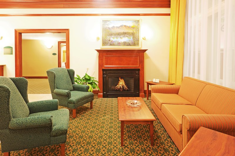 HOLIDAY INN EXPRESS - Durham, NH
