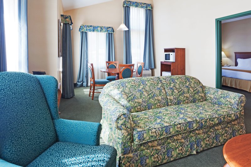 HOLIDAY INN EXPRESS - Durham, NH