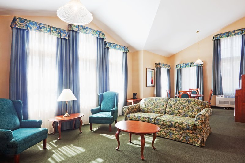 HOLIDAY INN EXPRESS - Durham, NH