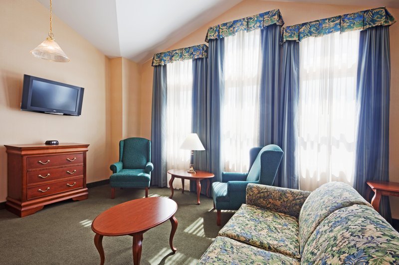 HOLIDAY INN EXPRESS - Durham, NH