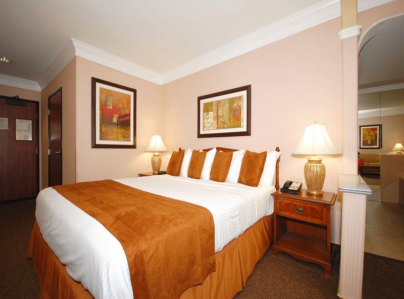 Best Western Plus-Suites Hotel - Inglewood, CA