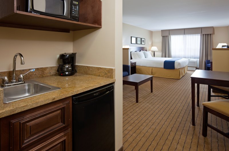 Holiday Inn Express DEVILS LAKE - Devils Lake, ND