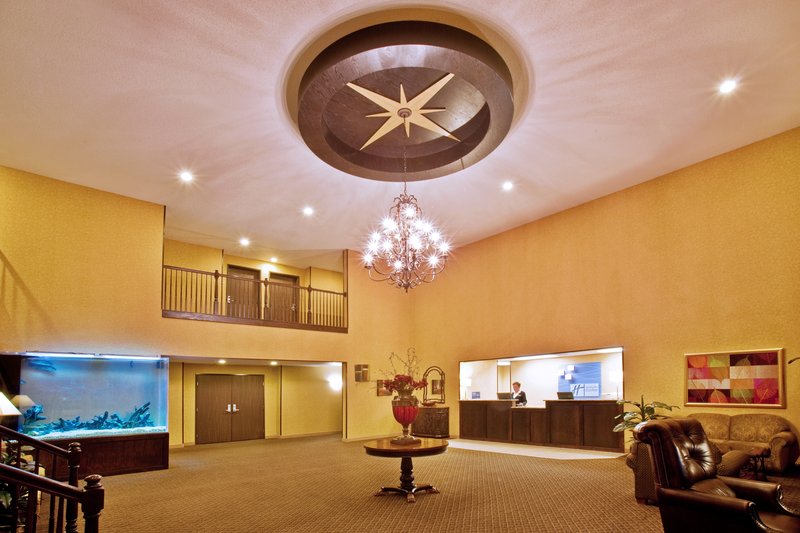 Holiday Inn Express Le Claire Riverfront-Davenport - Davenport, IA