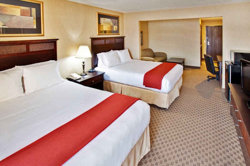 Holiday Inn Express Le Claire Riverfront-Davenport - Davenport, IA