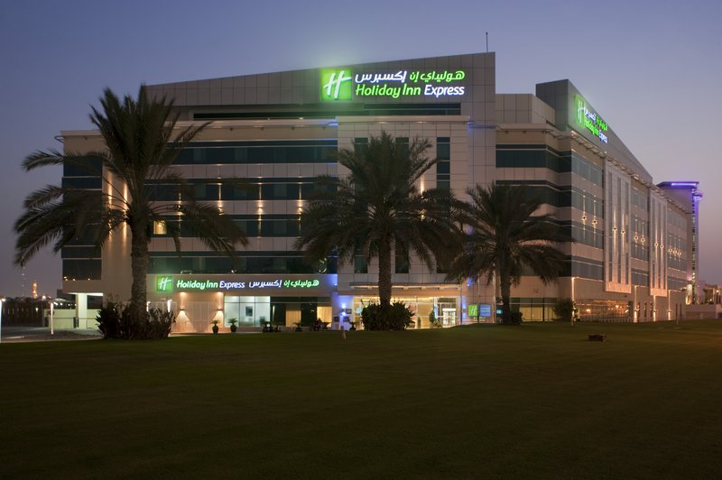 Holiday Inn Express Dubai Airport Twilia