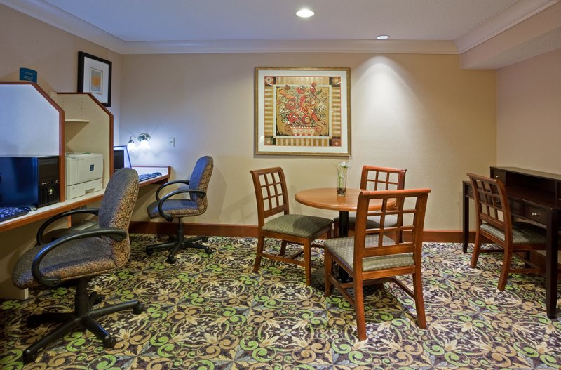 Staybridge Suites EAGAN ARPT SOUTH - MALL AREA - Saint Paul, MN