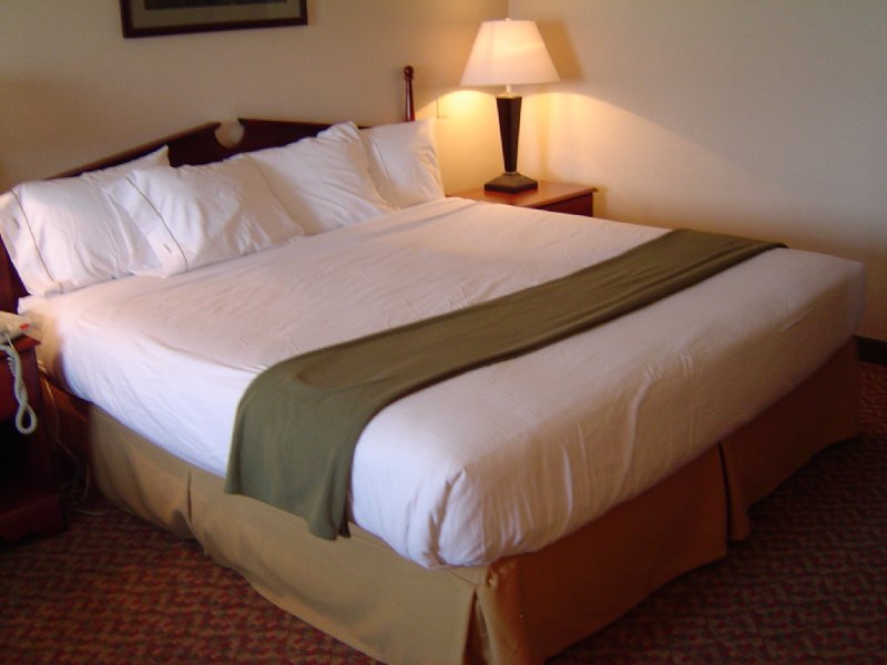 Holiday Inn Express-Pontiac - Pontiac, IL