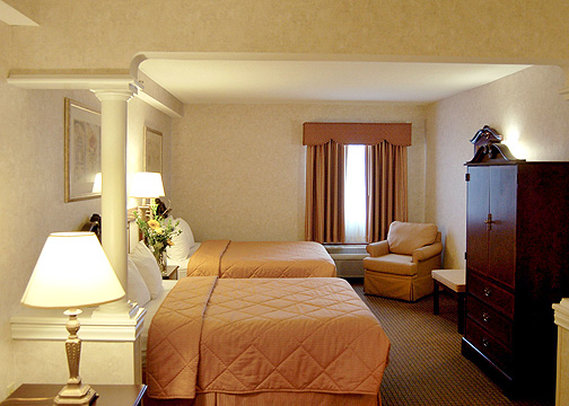 Fairfield Inn & Suites By Marriott Lenox Great Barrington/Berkshires - Great Barrington, MA
