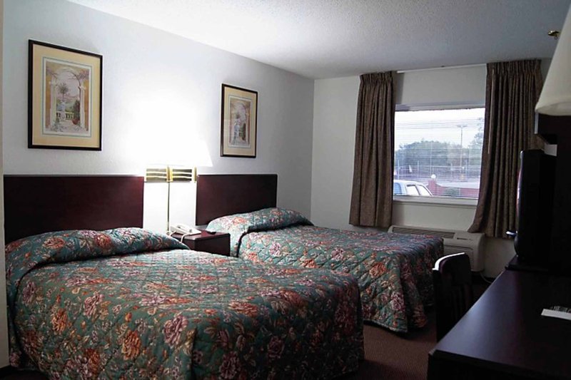 Econo Lodge - Gurnee, IL