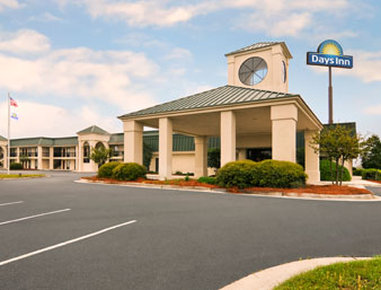 Days Inn Metter - Metter, GA