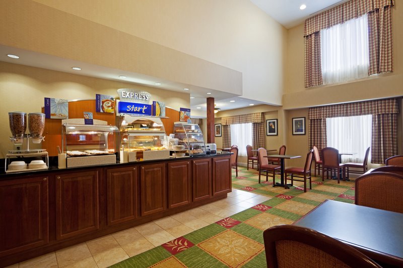 Holiday Inn Express KEENE - Alstead, NH