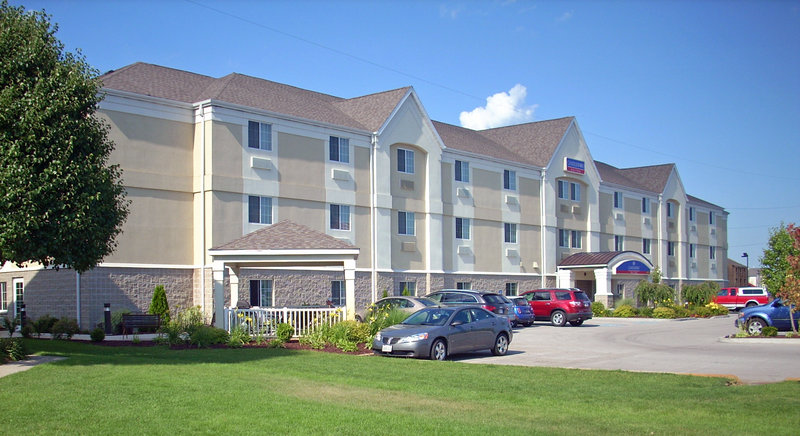 Candlewood Suites ELKHART - Elkhart, IN