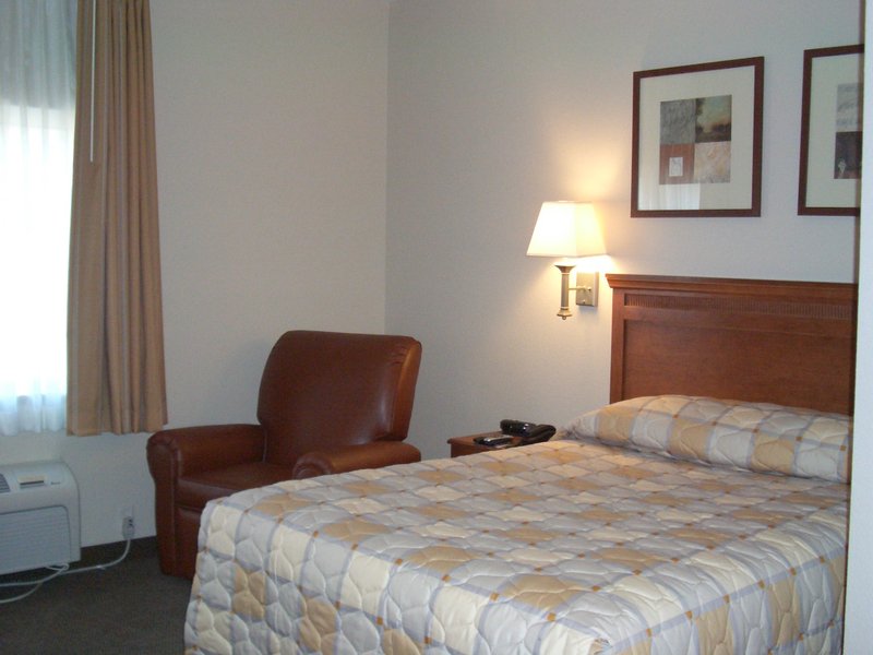 Candlewood Suites ELKHART - Elkhart, IN