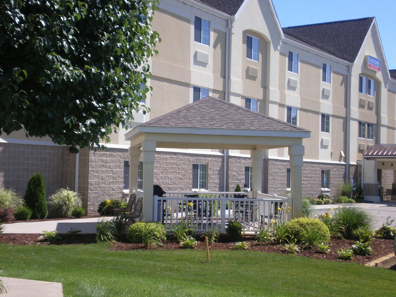 Candlewood Suites ELKHART - Elkhart, IN