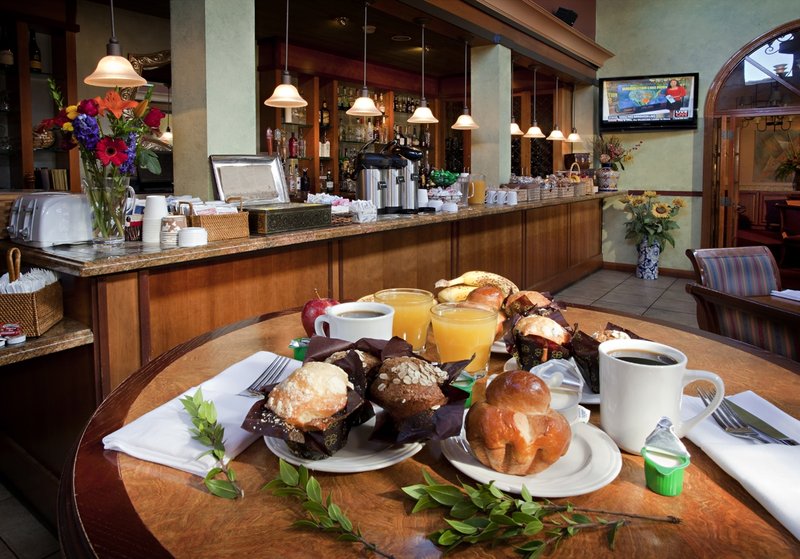 BEST WESTERN PLUS El Rancho Inn & Suites