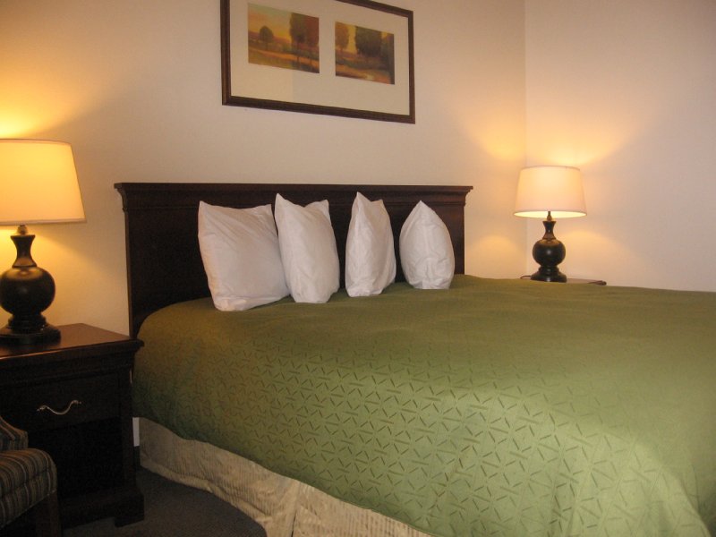 Country Inn & Suites Gurnee - Gurnee, IL