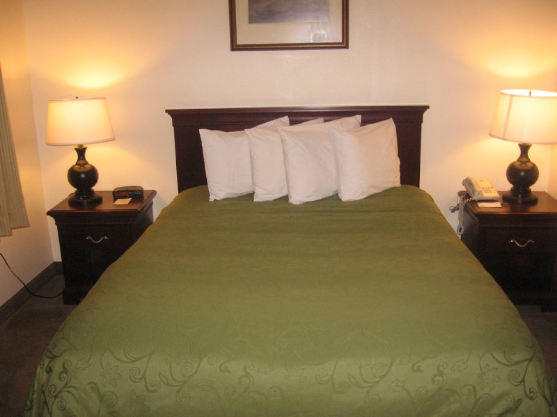 Country Inn & Suites Gurnee - Gurnee, IL