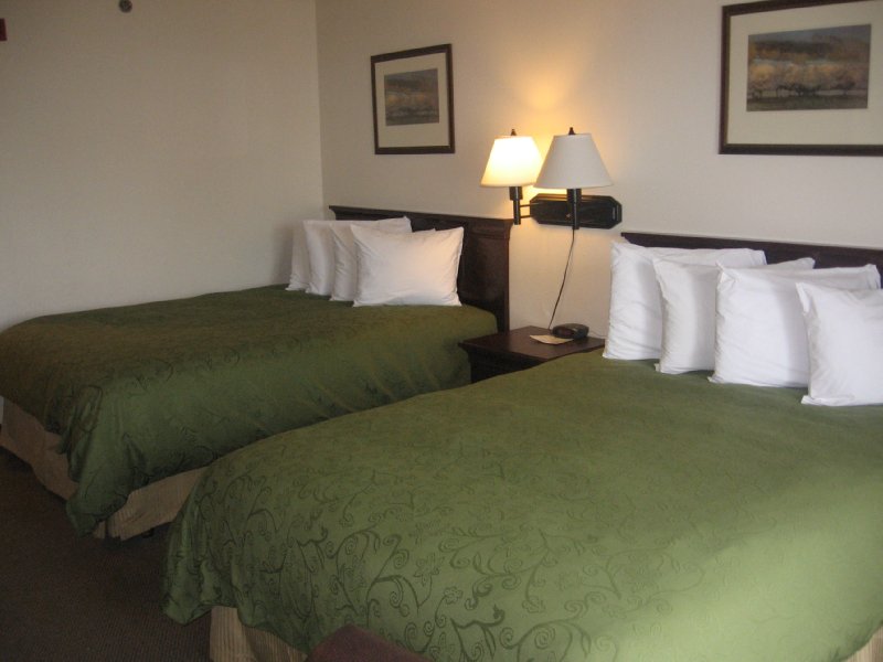 Country Inn & Suites Gurnee - Gurnee, IL