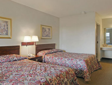 Super 8 - Pelham, GA