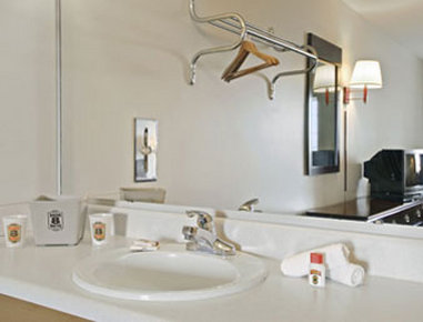 Super 8 - Pelham, GA