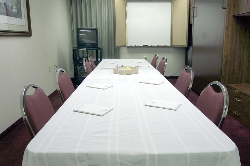 Holiday Inn Express PITTSBURGH-CRANBERRY - Slippery Rock, PA