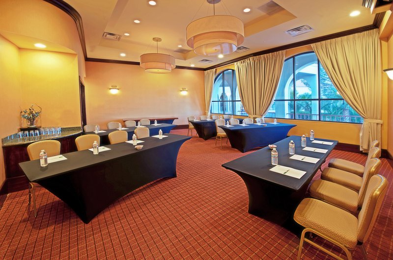Country Inn & Suites - El Paso, TX