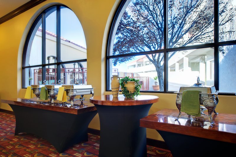 Country Inn & Suites - El Paso, TX