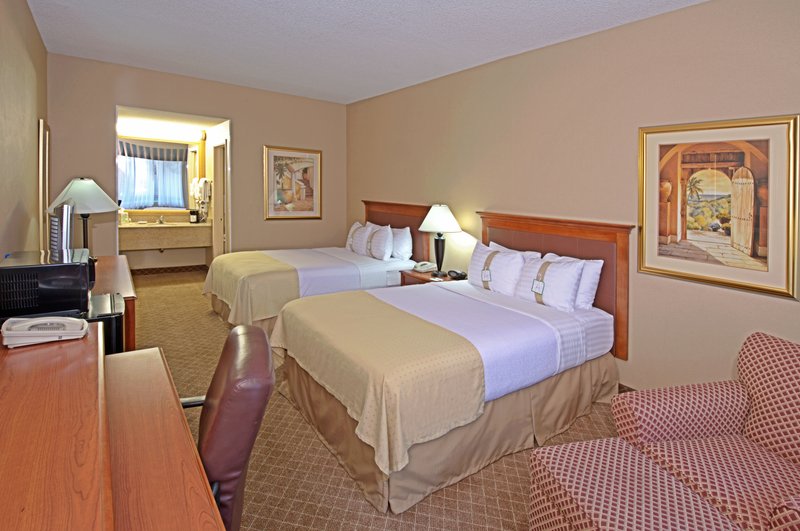 Country Inn & Suites - El Paso, TX