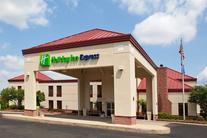 HOLIDAY INN EXPRESS - Cranberry Township, PA