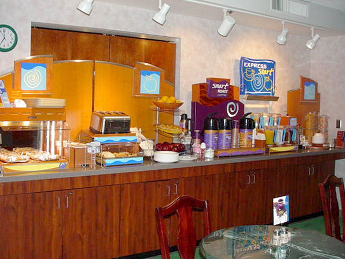 Holiday Inn Express Erwin I-181/i-26 (exit 40)