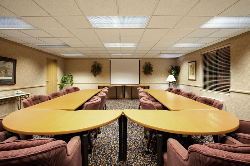BEST WESTERN PLUS East Peoria - East Peoria, IL