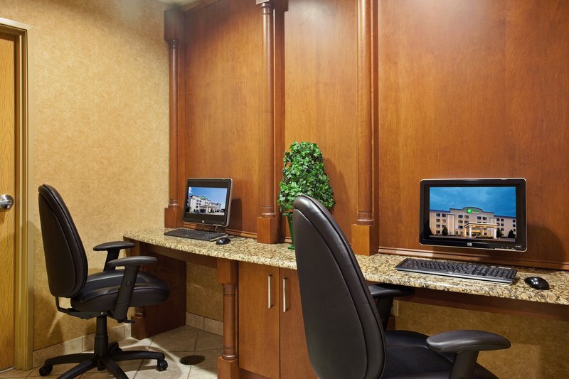 BEST WESTERN PLUS East Peoria - East Peoria, IL