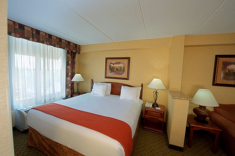 Holiday Inn - Gilbert, AZ