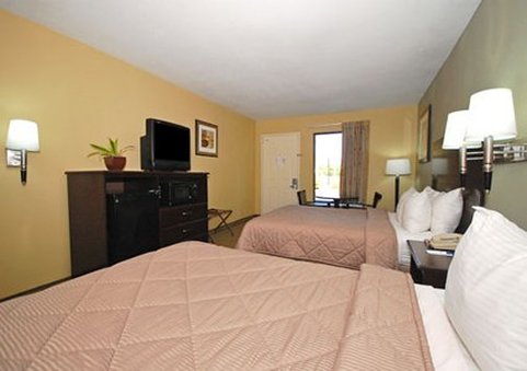 Quality Inn - Mount Pleasant, TX