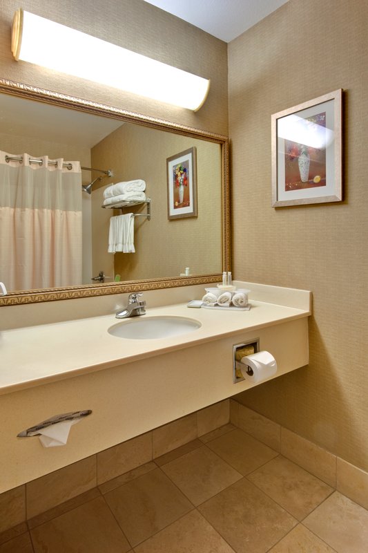 Holiday Inn Express & Suites PHOENIX DOWNTOWN - BALLPARK - Glendale, AZ