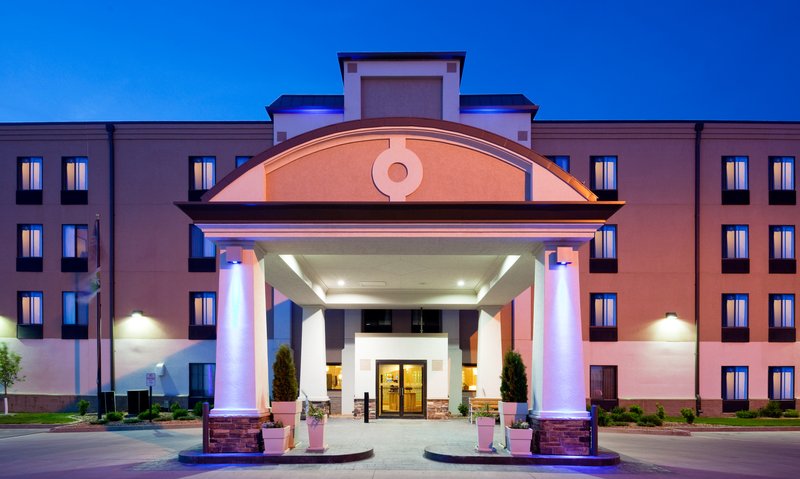 Holiday Inn Express-West - Fargo, ND