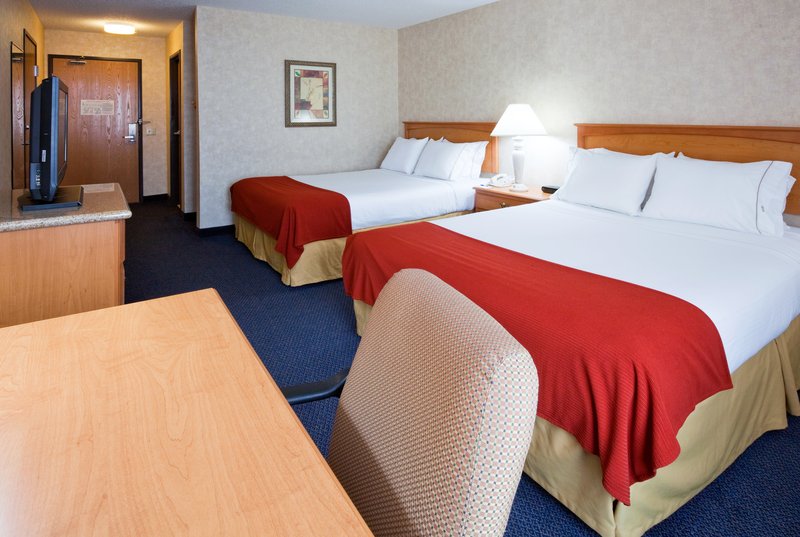 Holiday Inn Express-West - Fargo, ND