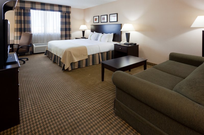 Holiday Inn - Fargo, ND