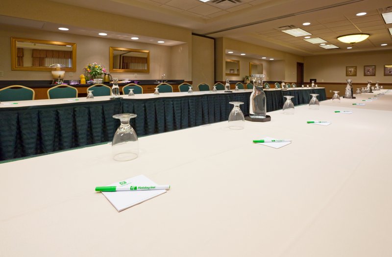Holiday Inn - Fargo, ND