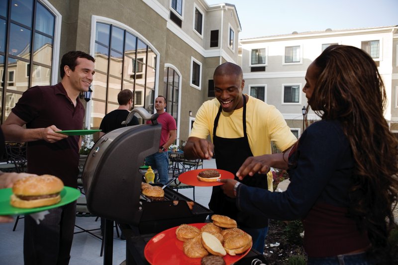 STAYBRIDGE SUITES - Yorktown, VA