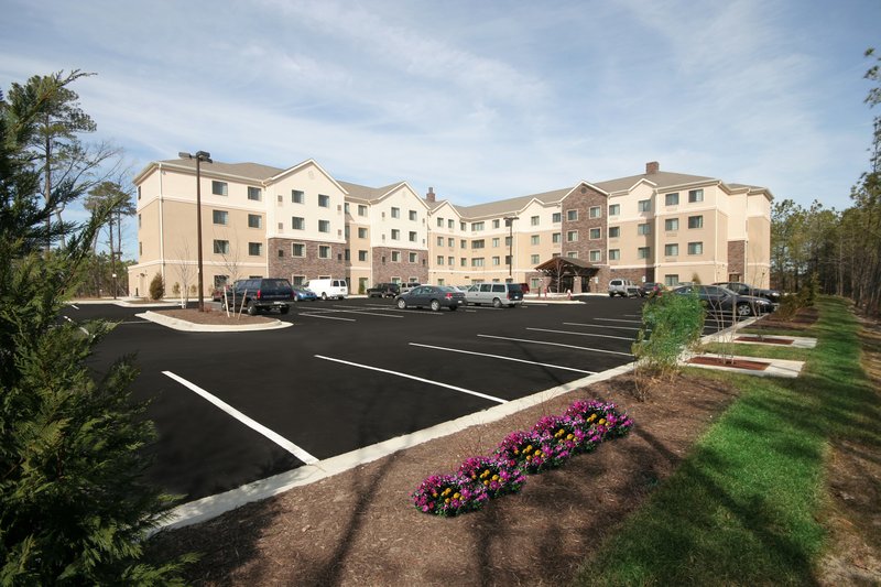 STAYBRIDGE SUITES - Yorktown, VA