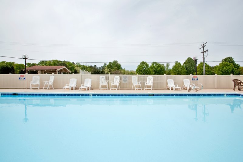 Holiday Inn Express NEWPORT NEWS - Newport News, VA
