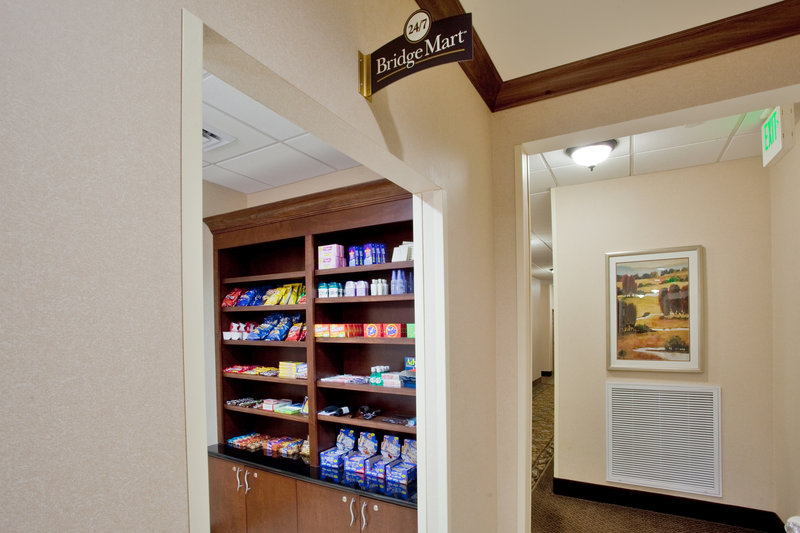 STAYBRIDGE SUITES - Yorktown, VA