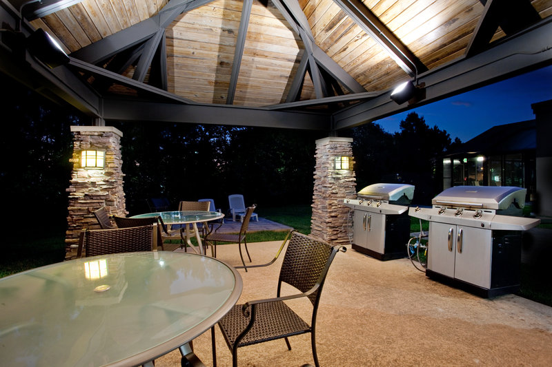 STAYBRIDGE SUITES - Yorktown, VA