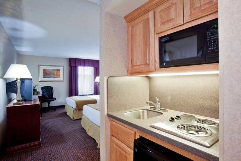 Holiday Inn Express NEWPORT NEWS - Newport News, VA