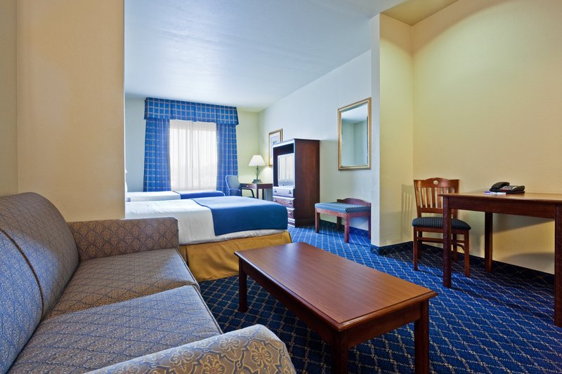 Holiday Inn Express Hotel & Suites Paragould - Paragould, AR