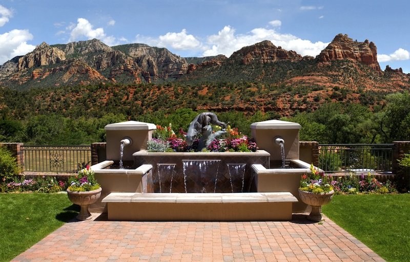 Best Western Plus Arroyo Roble Hotel & Creekside Villas - Sedona, AZ
