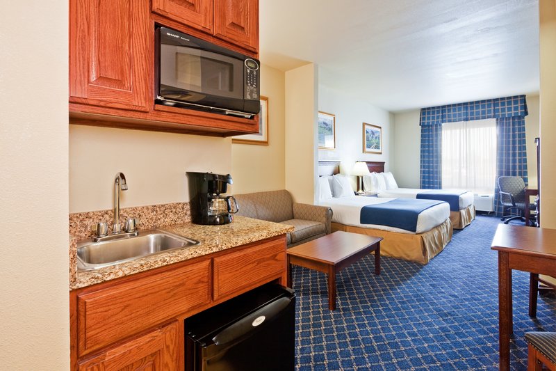 Holiday Inn Express Hotel & Suites Paragould - Paragould, AR