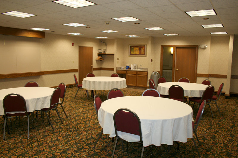 Holiday Inn Express PORTAGE - Portage, IN